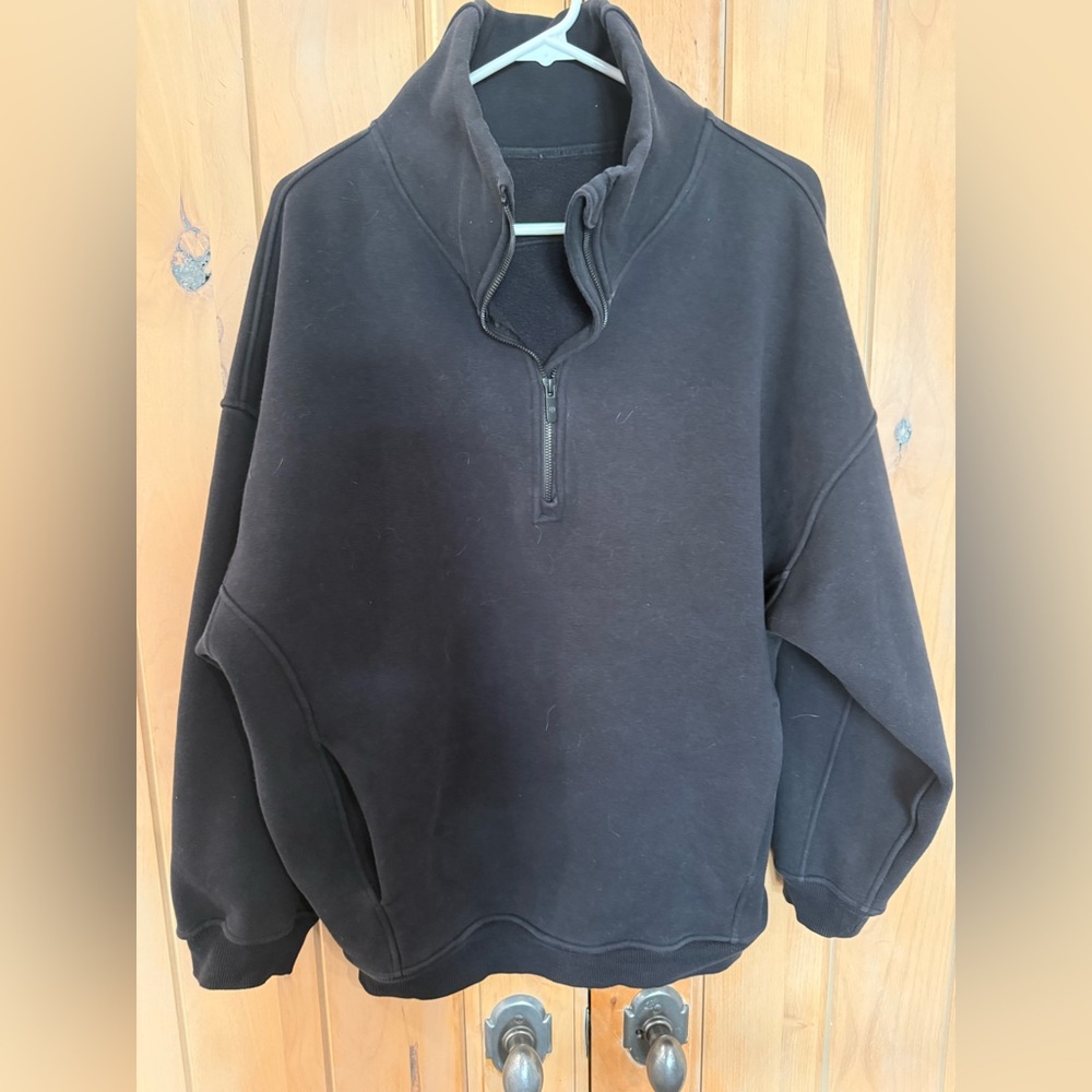 Lululemon black half zip sweatshirt size XS/S